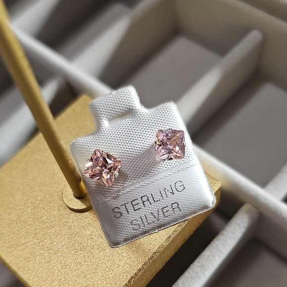 Sterling Silver Jewelry - Sterling Silver Pink Solitiare Post Earrings